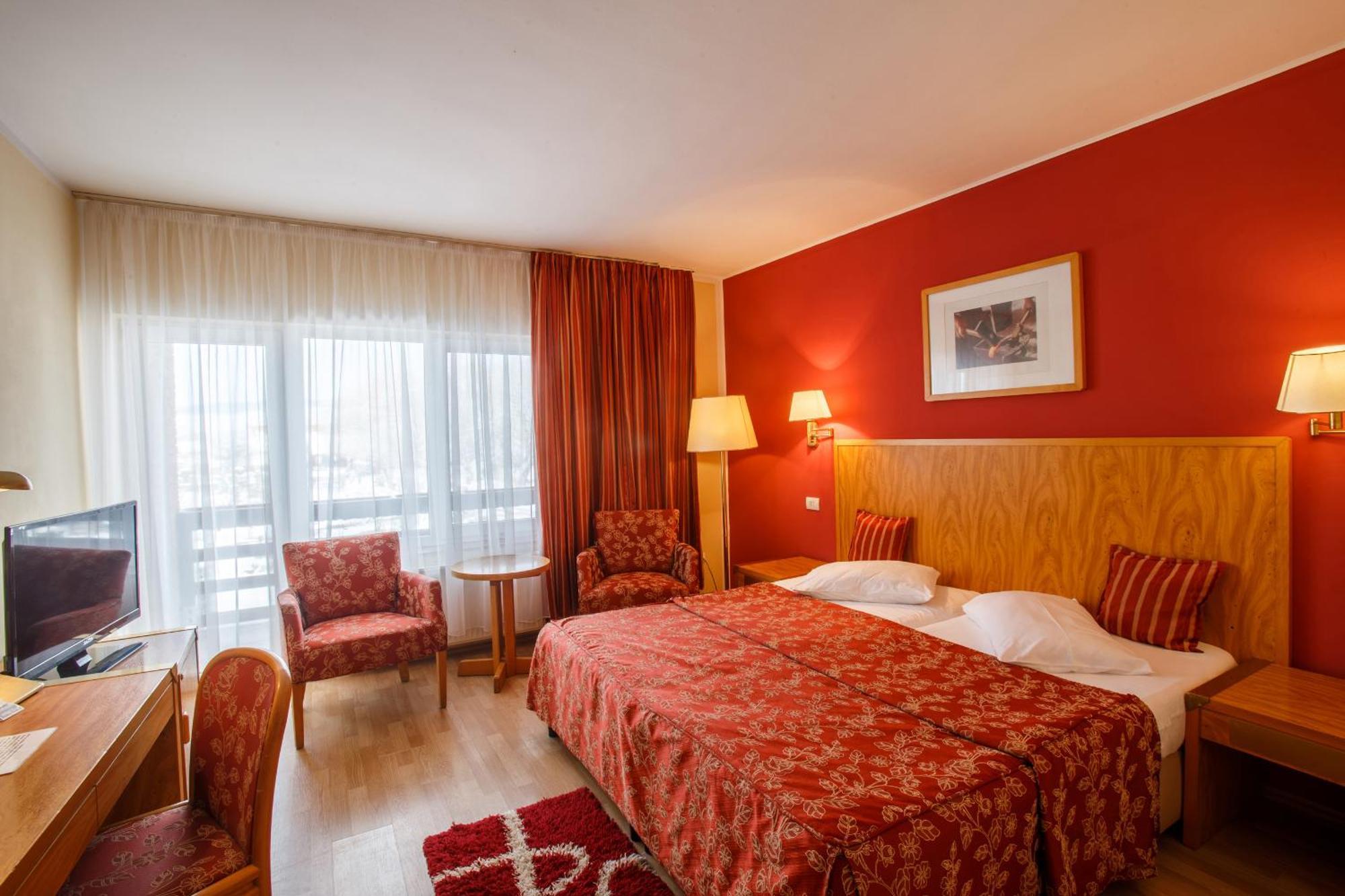 Domeniul Dracula Danes Hotel Екстериор снимка